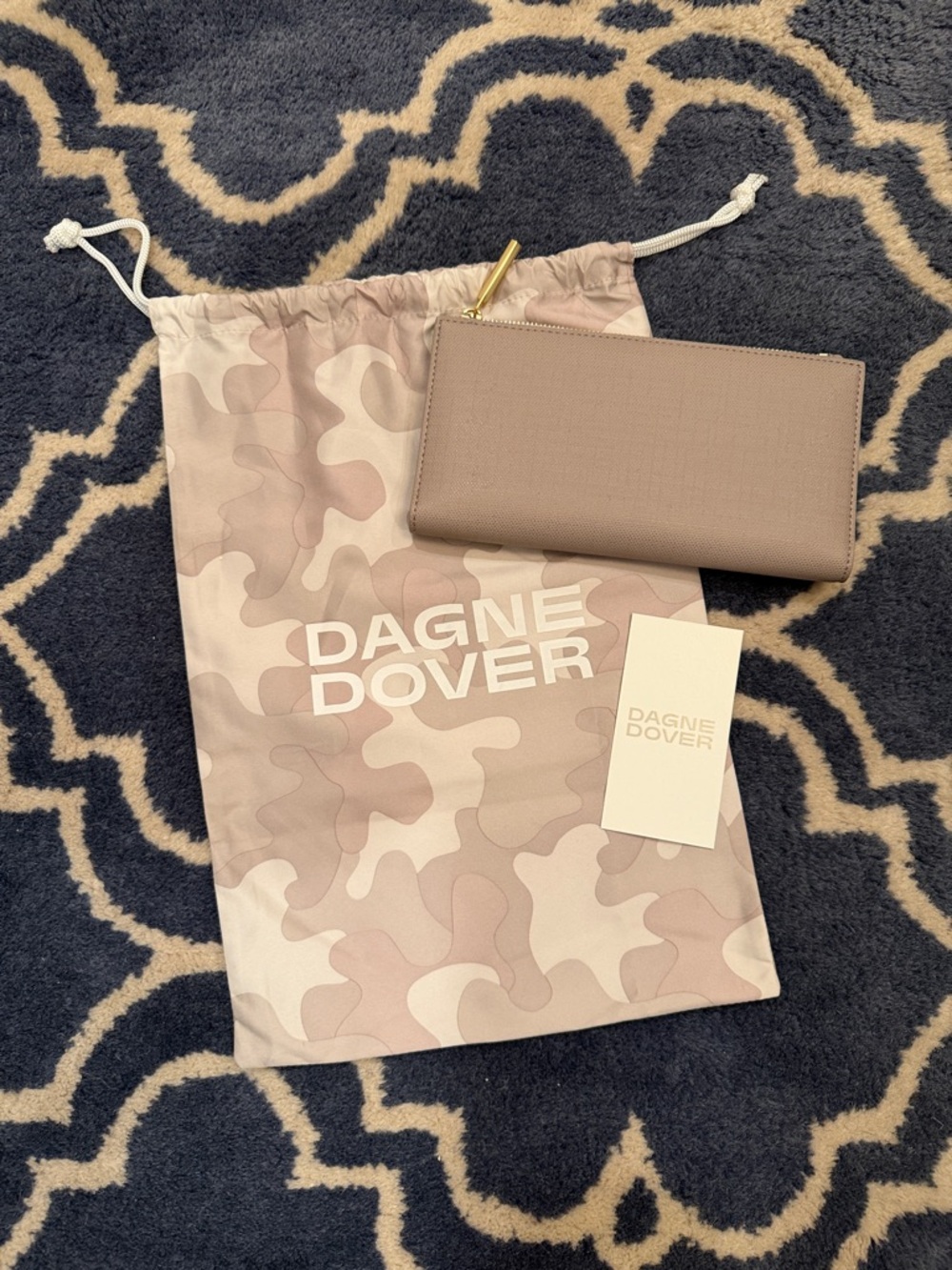 NWOT Dagne Dover Bleecker Blush Slim Wallet - Picture 1 of 6